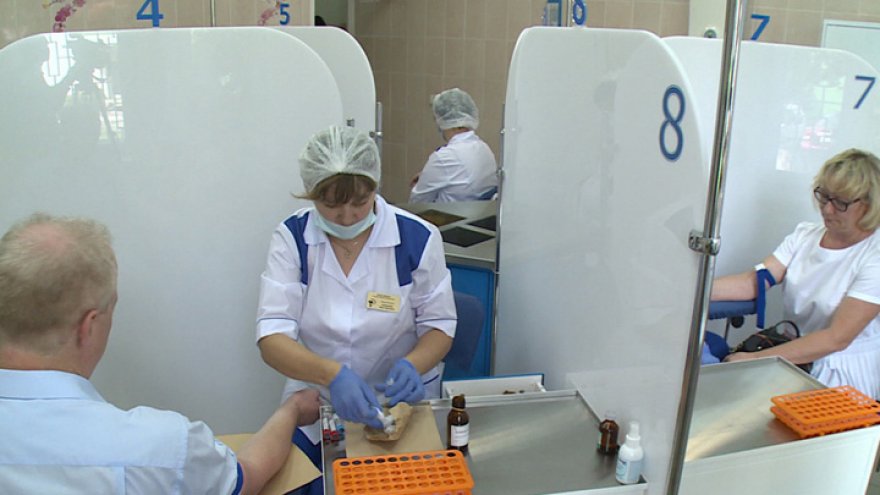 Воронежцам предложили бесплатно сдать анализ крови