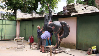 В Воронеже отреставрируют скульптуру горниста из «Орлёнка»
