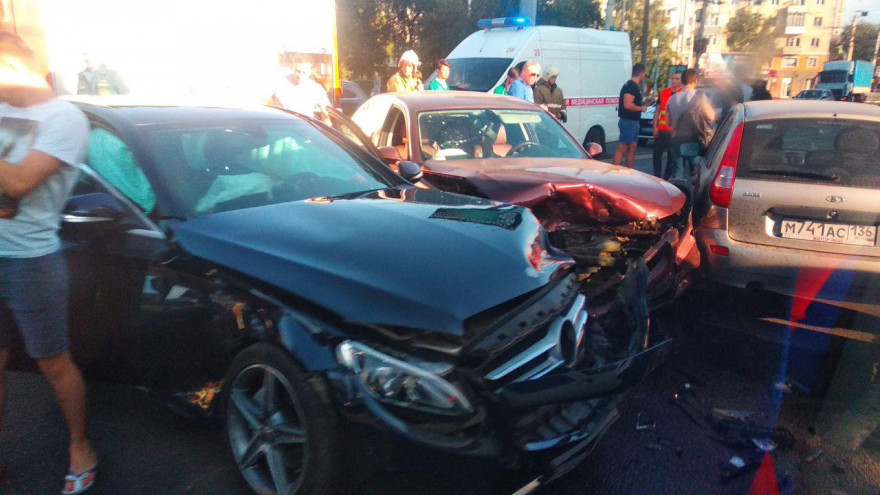 Массовое ДТП в центре Воронежа спровоцировало серьёзную пробку