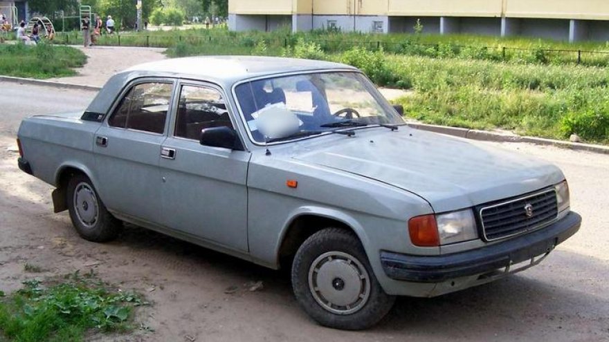 В Воронежской области глава филиала госучреждения сдала служебную «Волгу» в металлолом