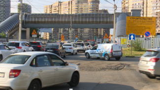 Пробки на улице Шишкова в Воронеже продлили ещё на два дня