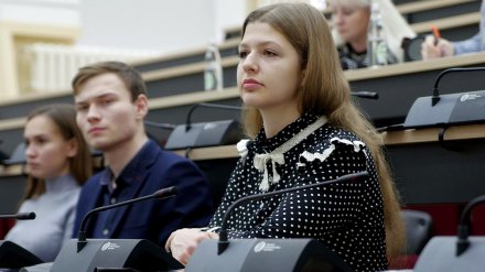 Студенты Воронежского госуниверситета получили именные стипендии от Tele2