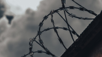 Воронежца отправили в колонию и лишили воинского звания за попытку сбыта наркотиков