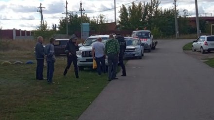 В Воронежской области пьяный лихач на джипе протаранил два авто и скрылся с места