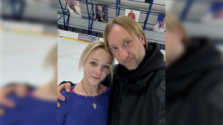Воронежская фигуристка Лена Костылёва вернулась тренироваться к Евгению Плющенко