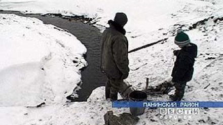 2 села Панинского района остались без пруда