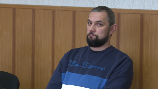 Под Воронежем начался суд над торговавшим закрытыми данными полицейским