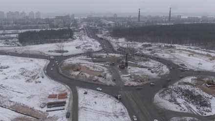 На проблемном перекрёстке на Димитрова в Воронеже запустят турбокольцо