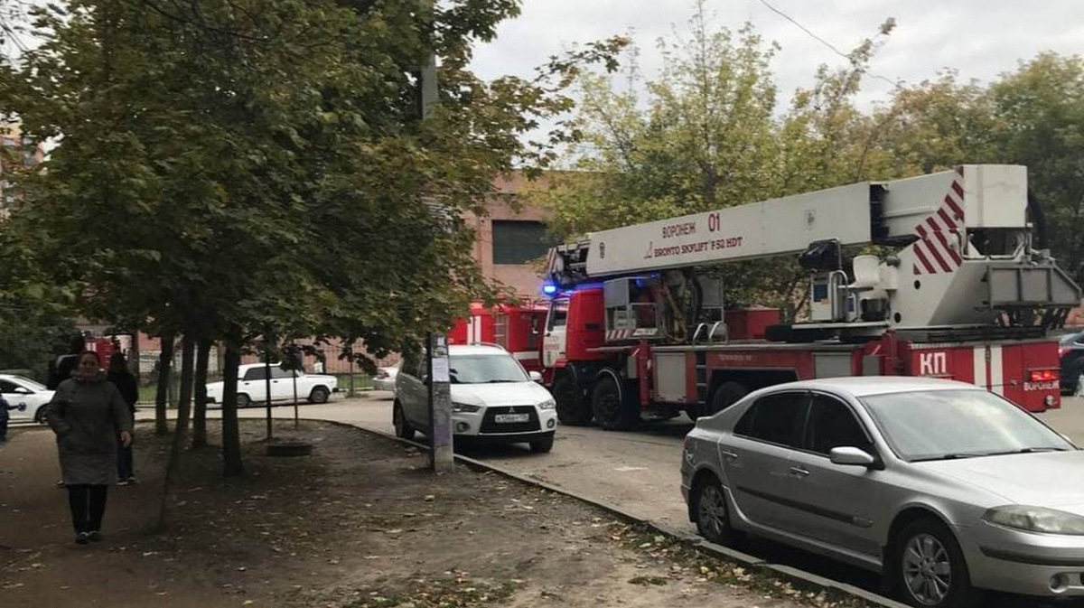 В Воронеже эвакуировали общежитие ВГУ: появилось видео | 25.09.2021 |  Воронеж - БезФормата