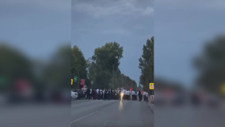 В Борисоглебске сняли на видео массовую драку гостей свадьбы