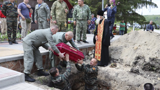 Поисковики Росэнергоатома провели торжественное захоронение останков солдат Красной Армии