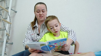 Благодаря помощи воронежцев Артём Анцупов начал лечение редкой болезни в китайской клинике