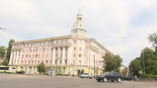 Воронежцев пригласили на распродажу обуви с нестандартными размерами