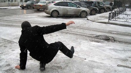 Из больницы – в суд. Как воронежцам получить компенсацию после падения в гололёд