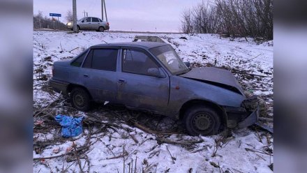 Компания молодёжи попала в аварию на трассе Воронеж – Луганск 