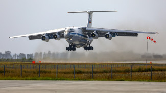 Бомбардировщики Су-34 сели на трассу в Воронежской области