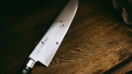 В Таловском районе мужчину отправили в колонию на 9 лет за убийство знакомого ножом
