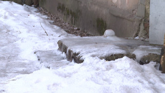 Прокуратура «разнесла» коммунальщиков за лень во время тотального гололёда в Воронеже