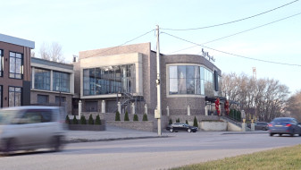 Ресторан Ярды Superbar в Воронеже продолжил расширяться вопреки решению суда