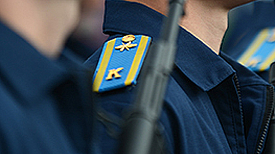 В Воронеже курсант военно-воздушной академии разбился при падении из окна общежития