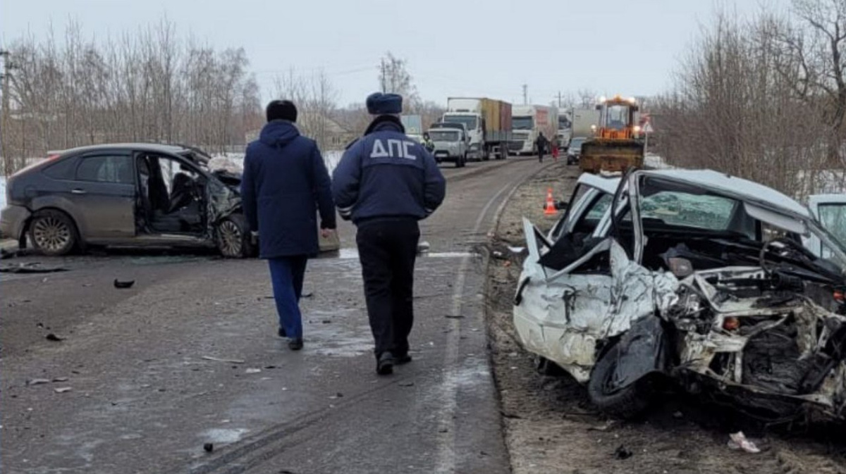 Прокуратура взяла под контроль расследование ДТП с 3 погибшими в Воронежской  области | 27.03.2022 | Воронеж - БезФормата