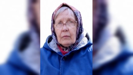 В Воронеже пенсионерка с провалами памяти провела ночь на улице