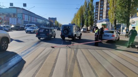 Сбивший пенсионерку на служебном УАЗе полицейский попал под дело в Воронеже