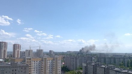 Воронежцы заметили столб дыма в районе военно-воздушной академии