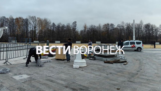 Воронежцам показали преображение Адмиралтейской площади в новогоднюю