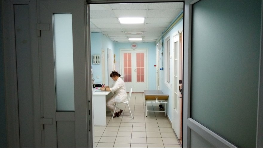 В детской больнице Воронежа неизвестный обчистил палаты на четырёх этажах