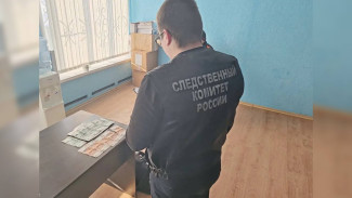 В Поворино мужчина попал под дело за попытку дать взятку полицейскому 