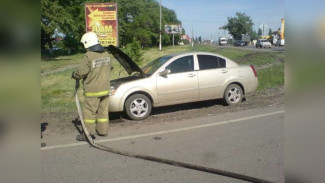 В Центральном районе Воронежа вспыхнула Chevrolet 