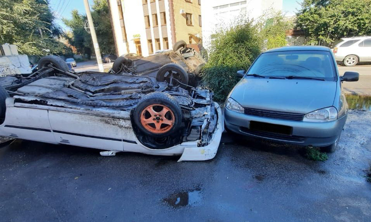 В Воронеже две машины перевернулись на крышу после ДТП – Новости Воронежа и  Воронежской области – Вести Воронеж