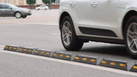 В Воронеже установили первые делиниаторы для будущего метробуса
