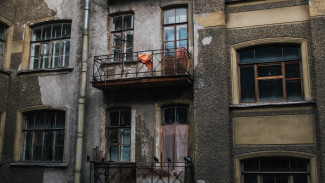 Опасными балконами в центре Воронежа заинтересовалась прокуратура