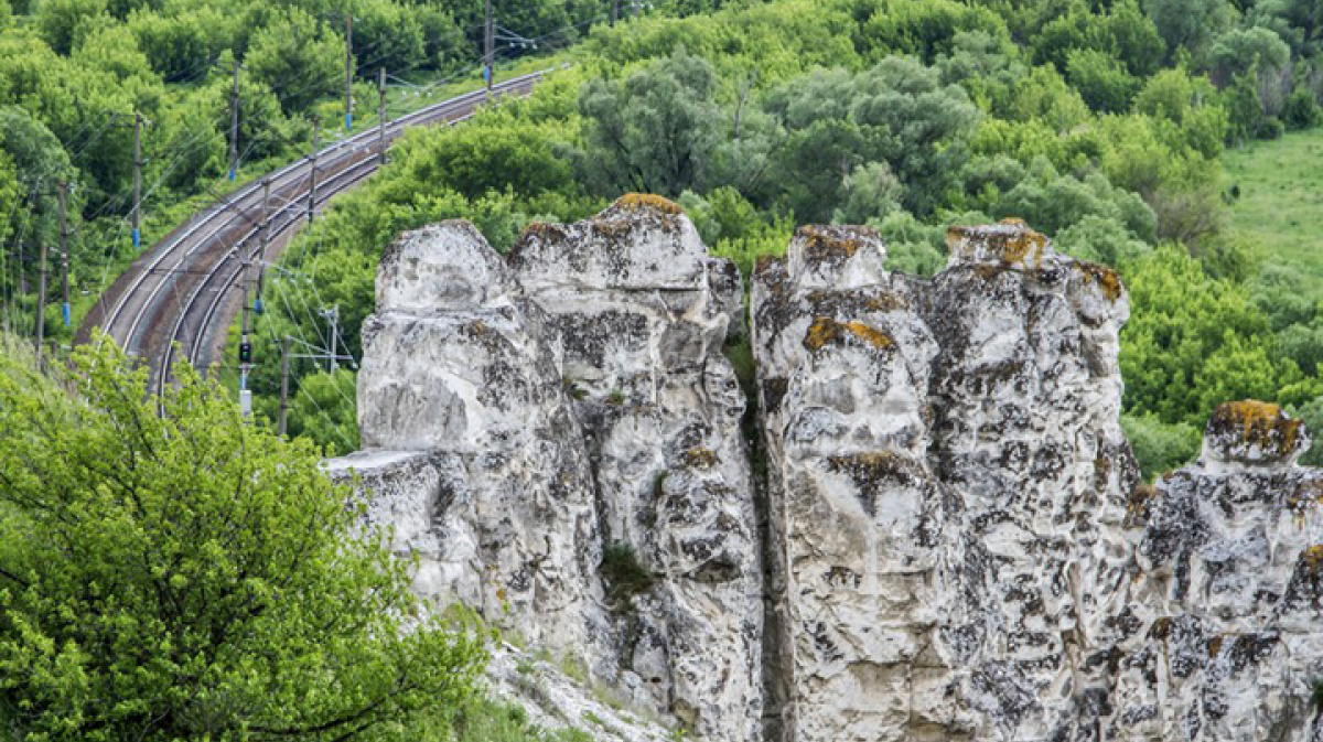 Воронеж дивногорье электричка. Станция Дивногорье. Лиски Дивногорье доезд. Дивногорье Воронежская область поезд.