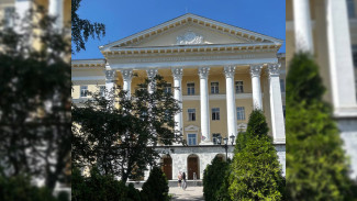 В Воронеже и.о. завкафедрой ВГПУ оштрафовали на 2 млн за взятки от студента