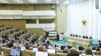 Сенатор Сергей Лукин предложил поддержать отечественных производителей стройматериалов 