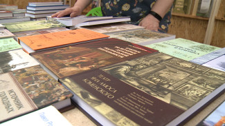 170 издательств и сотни покупателей. В Воронеже открылась книжная ярмарка