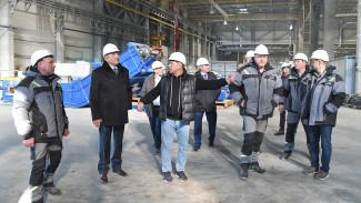 Сергей Лукин проинспектировал строительство завода по производству теплоизоляции