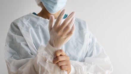 Обвиняемая в смерти пациента 28-летняя хирург предстала перед судом в Воронеже