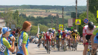 В Воронежской области устроили соревнование лучшие молодые велогонщики России
