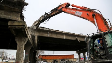 В Воронеже начали разбирать четвёртый пролёт виадука на улице 9 Января