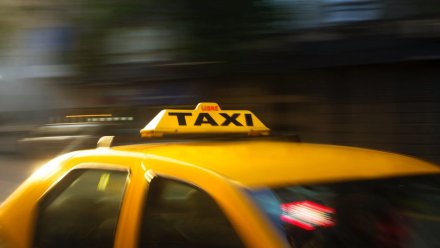 Воронежские гаишники устроят «охоту» за таксистами-нелегалами