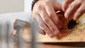 Вечная музыка. В Воронеж вернулась мода на старинные инструменты