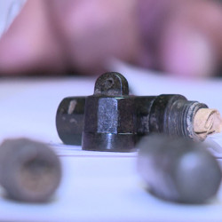В Воронеже вскрыли «смертные медальоны», найденные во время коммунальных работ