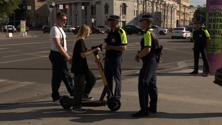 Сервис аренды самокатов начнёт проверять реакцию воронежцев перед поездками