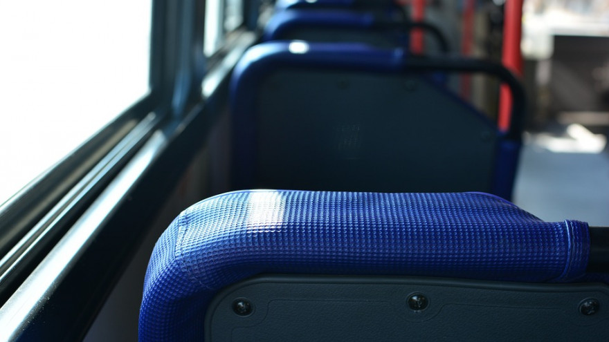 В Воронеже автобусы до лета будут проезжать мимо популярной остановки
