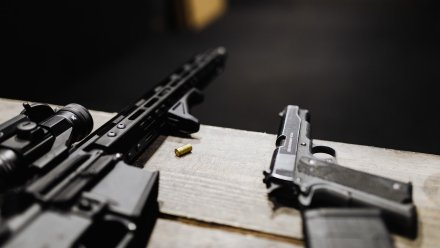 Изготовители огнестрельного оружия в Воронежской области пойдут под суд