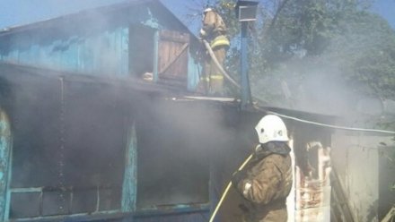 Мужчина умер при пожаре в частном доме в Воронежской области